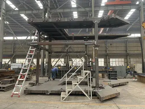 Plataforma de acceso para torres