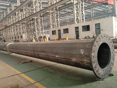 Poste tubular de acero
